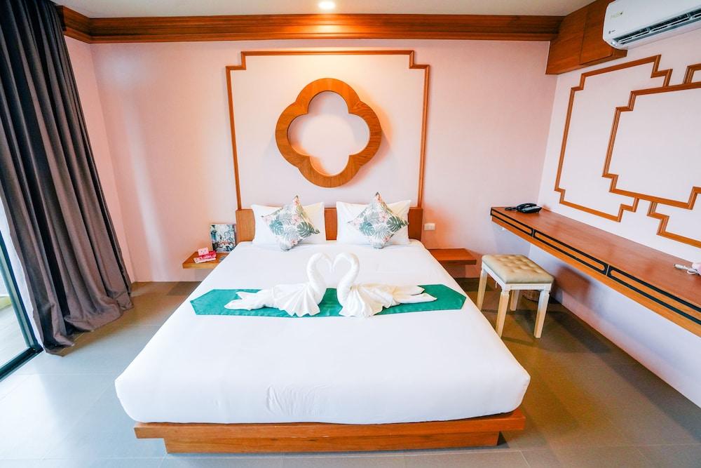 Hotel The Pineapple Krabi town
